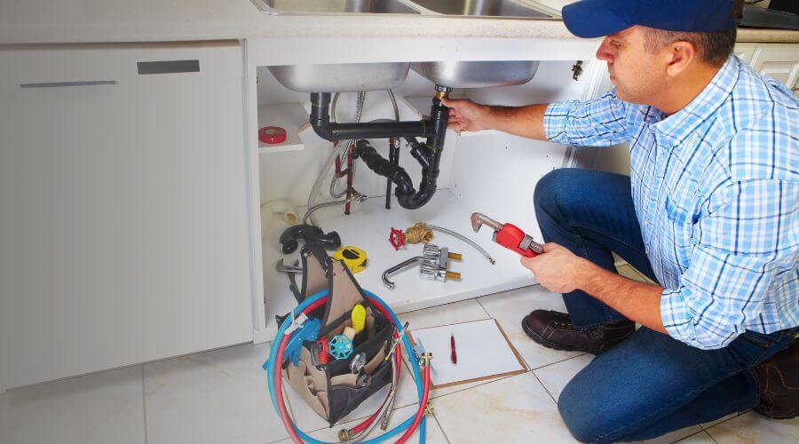 Expert burst pipe repair services in Fox, AR